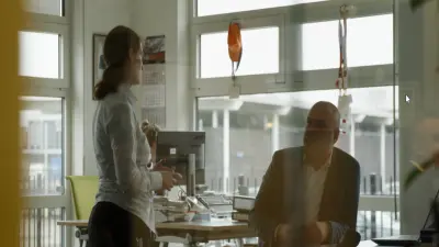 Jennifer and Peter talking